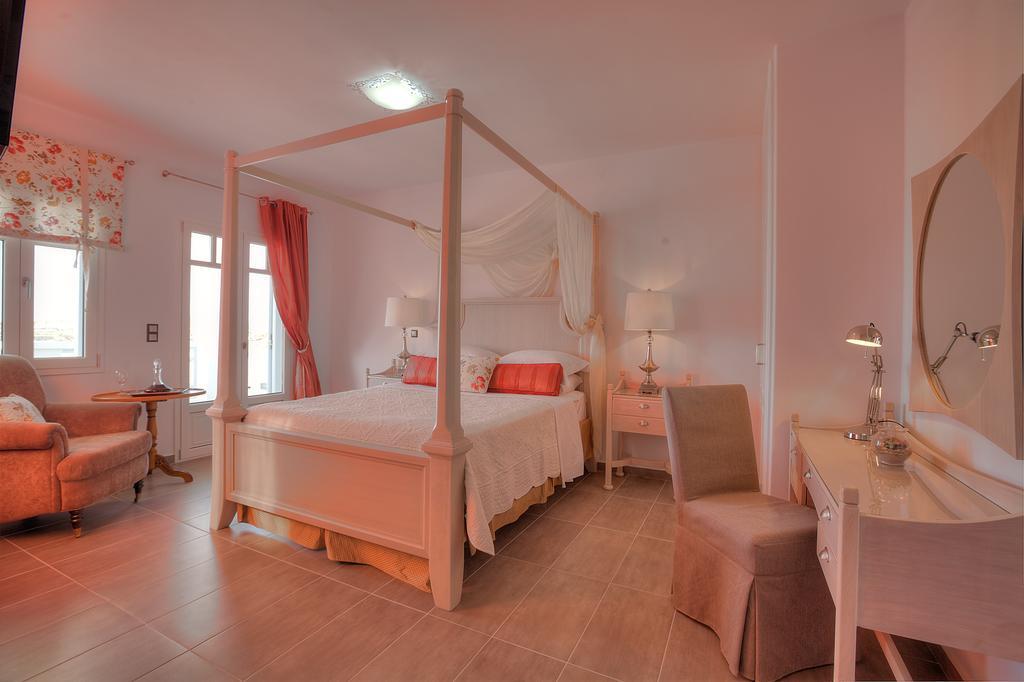 Miland Suites Adamantas  Exterior photo