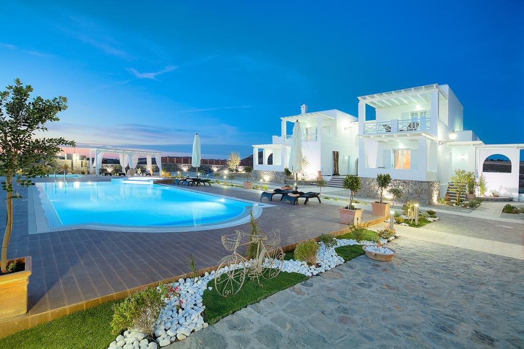 Miland Suites Adamantas  Exterior photo